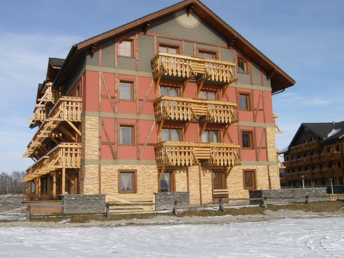 Terezia Tatry - Golf Apartment Vel'ka Lomnica Exterior foto