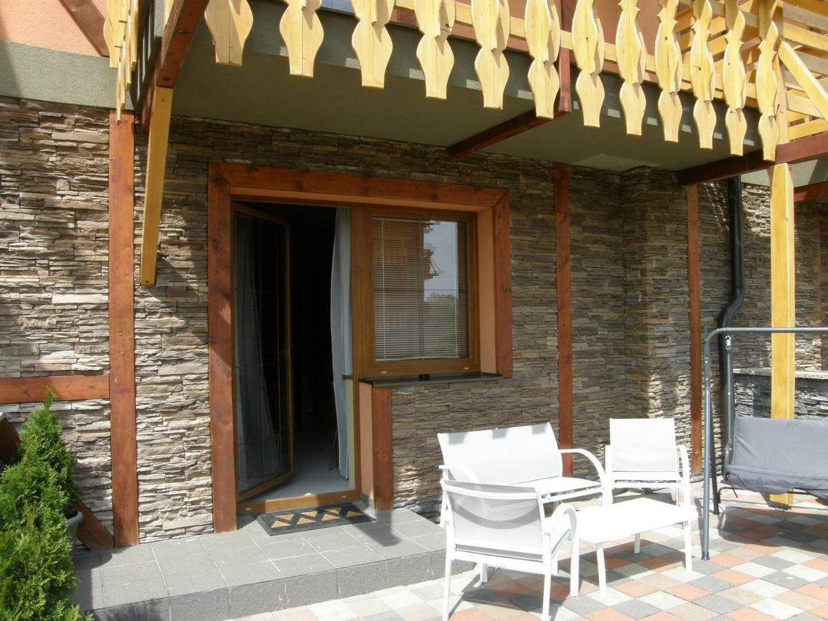 Terezia Tatry - Golf Apartment Vel'ka Lomnica Exterior foto
